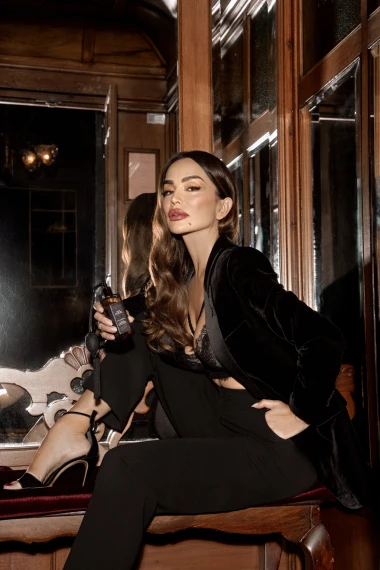 Hladni dani traže tople note - Atelier Rebul J.C.R., miris za hrabre i profinjene