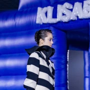 Svoga dvorca kralj: Kolekcija donosi stilski zaokret unutar KLISAB modnog identiteta