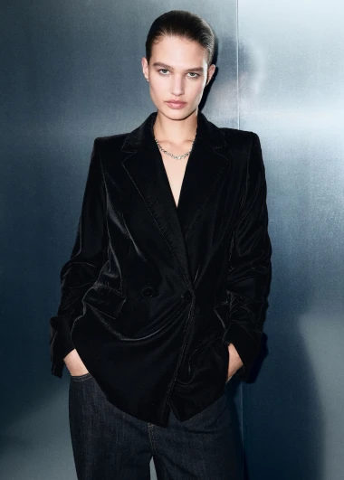 Mango je lansirao party kolekciju za blagdane: Glamur, sloboda i moderna elegancija