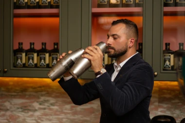 Što je zajedničko modnim ikonama, espresso martiniju i TikToku?