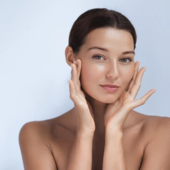 Viralna tehnika za zatezanje kože: Ova masaža lica obećava prirodni lifting