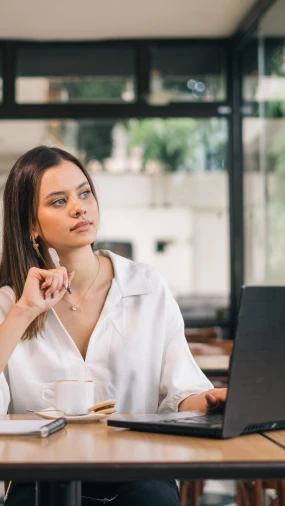 Umjesto da te poljulja, neka te ojača: Kako pametno primiti kritiku