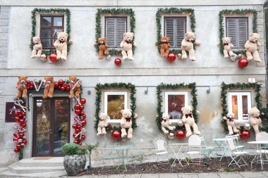 Ova kuća u Zagrebu već je okićena u božićnom duhu, preslatko izgleda