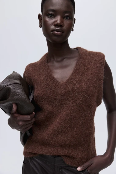 Veste bez rukava: Cozy trend koji vlada zimskom sezonom