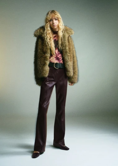 Elegantne i chic: Kožne hlače kao savršena alternativa trapericama