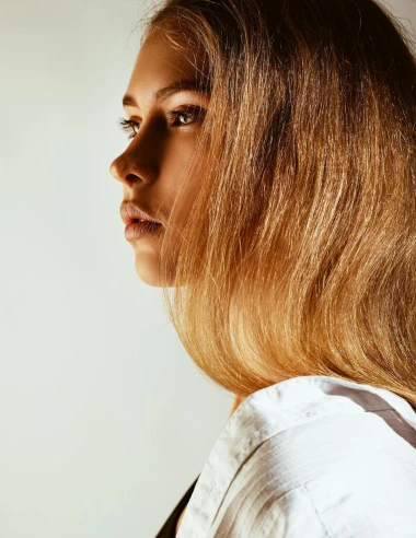 Jesenska njega kose: Kako spriječiti isušivanje i lomljenje