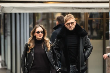 Moćni u crnom: Par sa špice u atraktivnoj kombinaciji s kojom ne možete pogriješiti