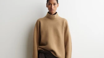 Klasična, ali uvijek moderna: Dolčevita kao temelj zimskih kombinacija