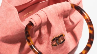 Šarmantne Chanel ružičaste torbice iz nove kolekcije brenda sve su što želimo ovih blagdana