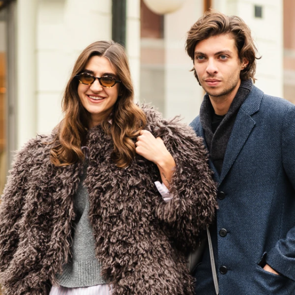 Kao s naslovnice: Savršeno usklađen par s neodoljivom modnom vibrom