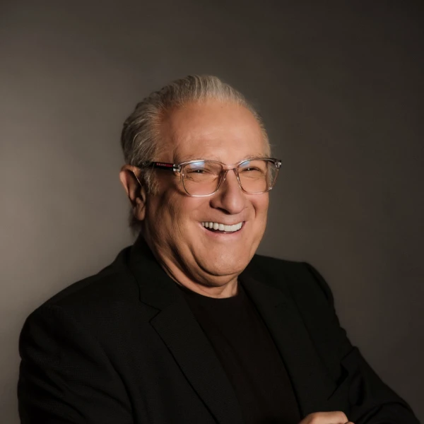 Željko Samardžić, majstor emocije i atmosfere, uvest će Zagrepčane u Novu godinu