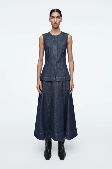 Traper suknje u zimskim kombinacijama: Bezvremenski komad koji podiže svaki outfit