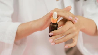 Serumi s vitaminom C: Tajna ujednačenog i sjajnog tena