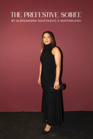 Zavirite s nama na inspirativno, predblagdansko, žensko druženje u režiji dizajnerice Aleksandre Dojčinović