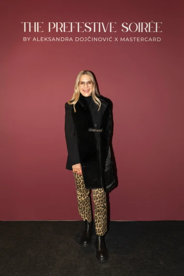 Zavirite s nama na inspirativno, predblagdansko, žensko druženje u režiji dizajnerice Aleksandre Dojčinović