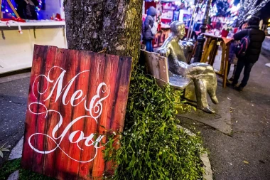 Advent se vraća na Stross, uz blagdanska jela s potpisom i odlične bendove svaki dan