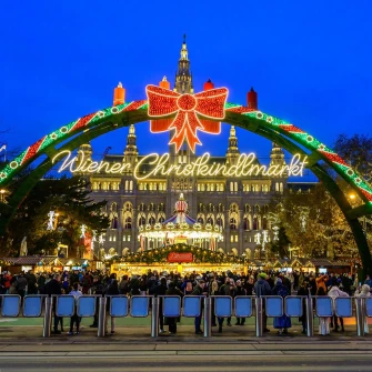 Blagdanski duh u susjedstvu: Najbolji božićni sajmovi za adventska putovanja