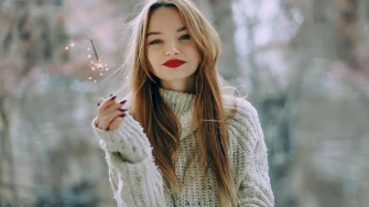 Blagdanski glam nadohvat ruke: Top crveni ruževi iz drogerija