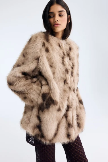 Iz high street ponude: Najljepše bunde od umjetnog krzna koje ćemo nositi cijelu sezonu