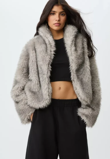 Iz high street ponude: Najljepše bunde od umjetnog krzna koje ćemo nositi cijelu sezonu