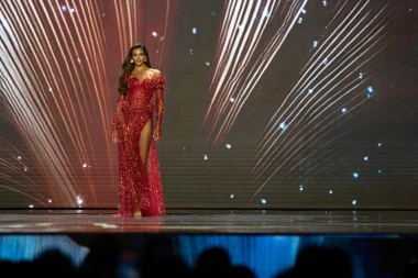 Crveni koralj s Jadrana koji je osvojio svijet: Haljina Laure Gnjatović za pamćenje