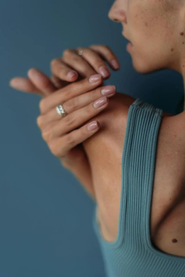 Kako ojačati slabe i lomljive nokte? Stručnjaci otkrivaju ključne korake