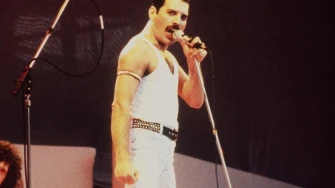 Danas slušamo Queen njemu u čast: Prošle su 34 godine otkako nas je napustio Freddie Mercury