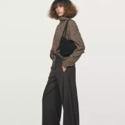 Elegantne, udobne i chic: Vunene hlače su must-have dodatak zimskim kombinacijama