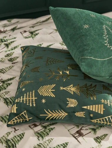 Božićne sitnice u Pepcu i Sinsayu! Evo što se sve može kupiti do 7 eura