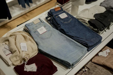 Tommy Hilfiger otvorio vrata novouređene trgovine u Arena Centru