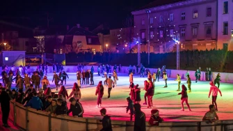 U Karlovac stiže najčarobnije doba godine i donosi koncerte poznatih pjevača