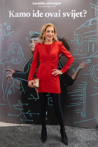 Kazalište Moruzgva ponovno puni dvorane: Premijera komedije „Kamo ide ovai svijet?“ rasplamsala publiku