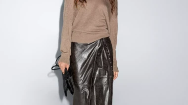 Kožna suknja – stylish klasik koji obožavamo nositi i ove zime