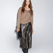 Kožna suknja – stylish klasik koji obožavamo nositi i ove zime