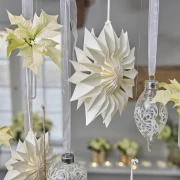 Čarolija zvijezda u vrijeme Božića: Adventski ukrasi s božićnim zvijezdama