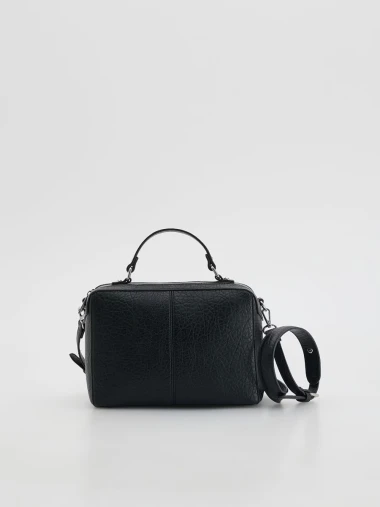 Pristupačne i chic: Reserved torbe savršene za zimske kombinacije