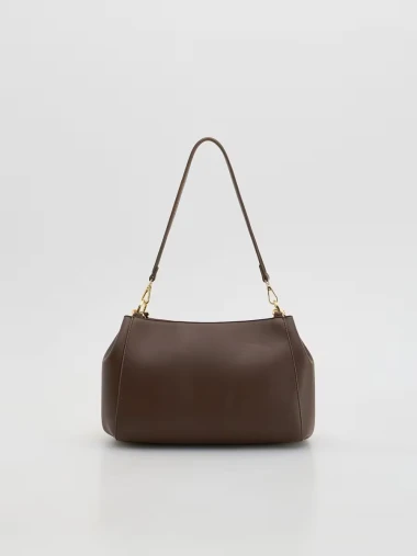 Pristupačne i chic: Reserved torbe savršene za zimske kombinacije