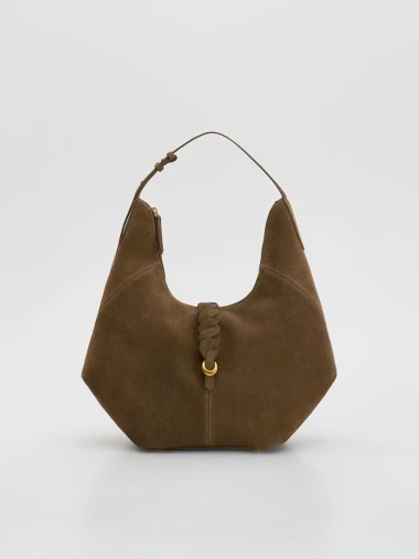 Pristupačne i chic: Reserved torbe savršene za zimske kombinacije