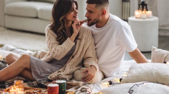 Sretan Božić za dvoje: Kako bez svađa i stresa 'preživjeti' blagdane