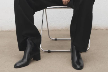 Trendi kožne gležnjače koje osvježavaju zimske kombinacije