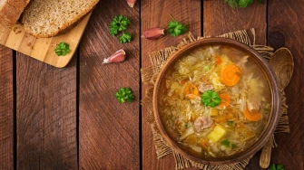 Mirisna i topla juha od kupusa: Jednostavan, zdrav i ukusan obrok za svaki dan