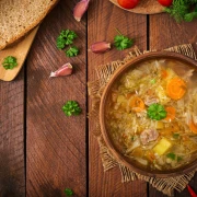 Mirisna i topla juha od kupusa: Jednostavan, zdrav i ukusan obrok za svaki dan