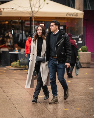 Top par sa špice: Kad minimalizam i urbani stil šeću ruku pod ruku