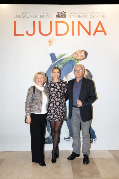 Nexstage teatar započeo svoju priču – Predstava “Ljudina” oduševila premijerom u Knapu