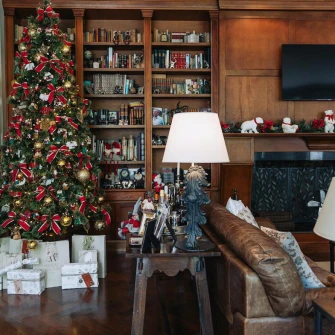 Ralph Lauren Božić: Trend koji je osvojio svijet i vratio nas klasičnim vrijednostima