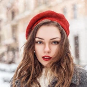 Ključni proizvodi za njegu kose zimi: Od maski do ulja koja štite od hladnoće