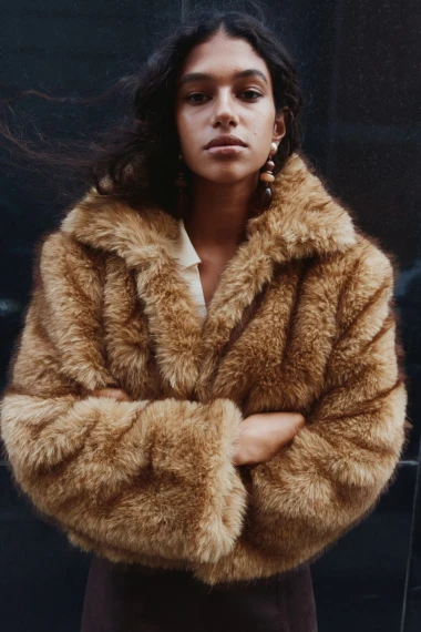 Najpoželjniji zimski komad: Kratke bunde od umjetnog krzna