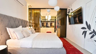 Ideje Mirjane Mikulec: Spavaća soba s walk-in ormarom i posebnom crvenom kadom