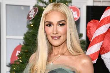 Gwen Stefani zablistala u spektakularnoj haljini &mdash; jednim detaljem uti&scaron;ala glasine o razvodu