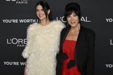 Blagdanski glamur obitelji Jenner: Kendall i Kris oduševile na crvenom tepihu L'Oréala